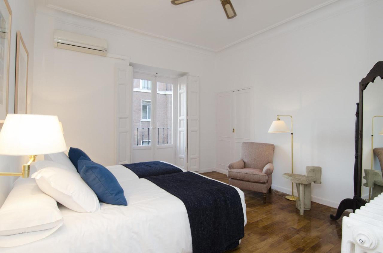 Apartamento Paseo Del Prado II En Madrid Exterior foto